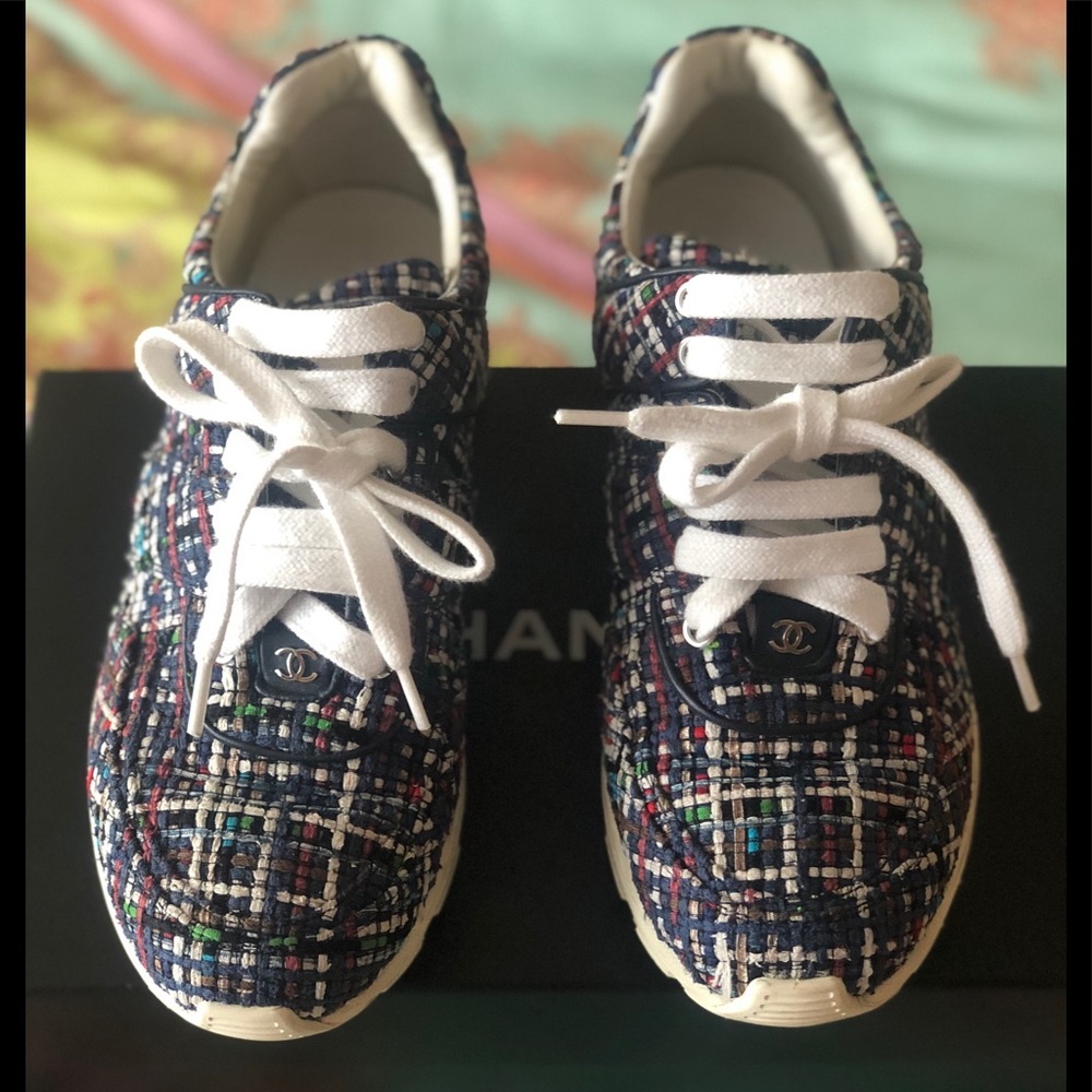 CHANEL 2017 TWEED SNEAKERS